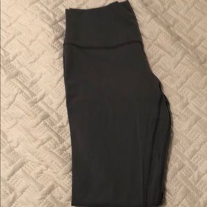 LuluLemon light grey Capri - size 10!